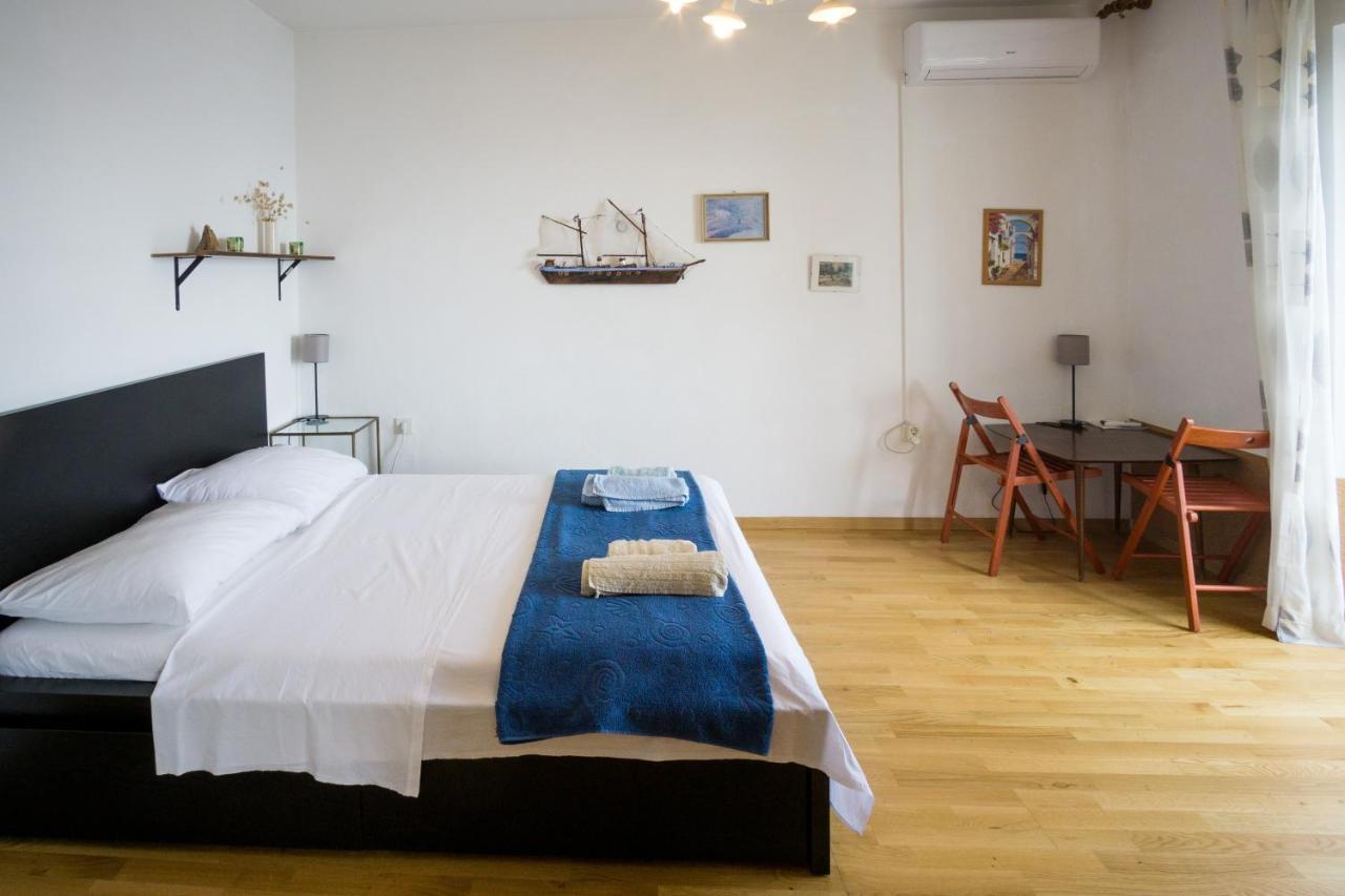 Apartments Podatok 4 Primošten Eksteriør bilde