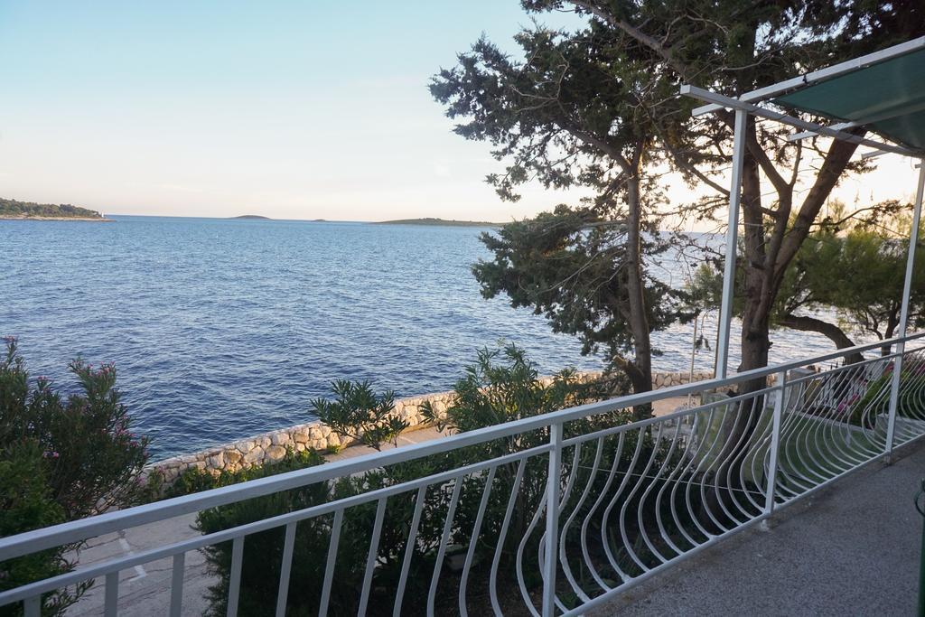 Apartments Podatok 4 Primošten Eksteriør bilde
